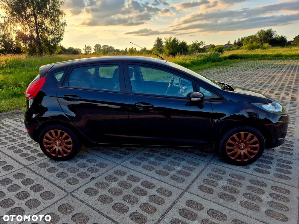 Ford Fiesta 1.25 Celebration - 5