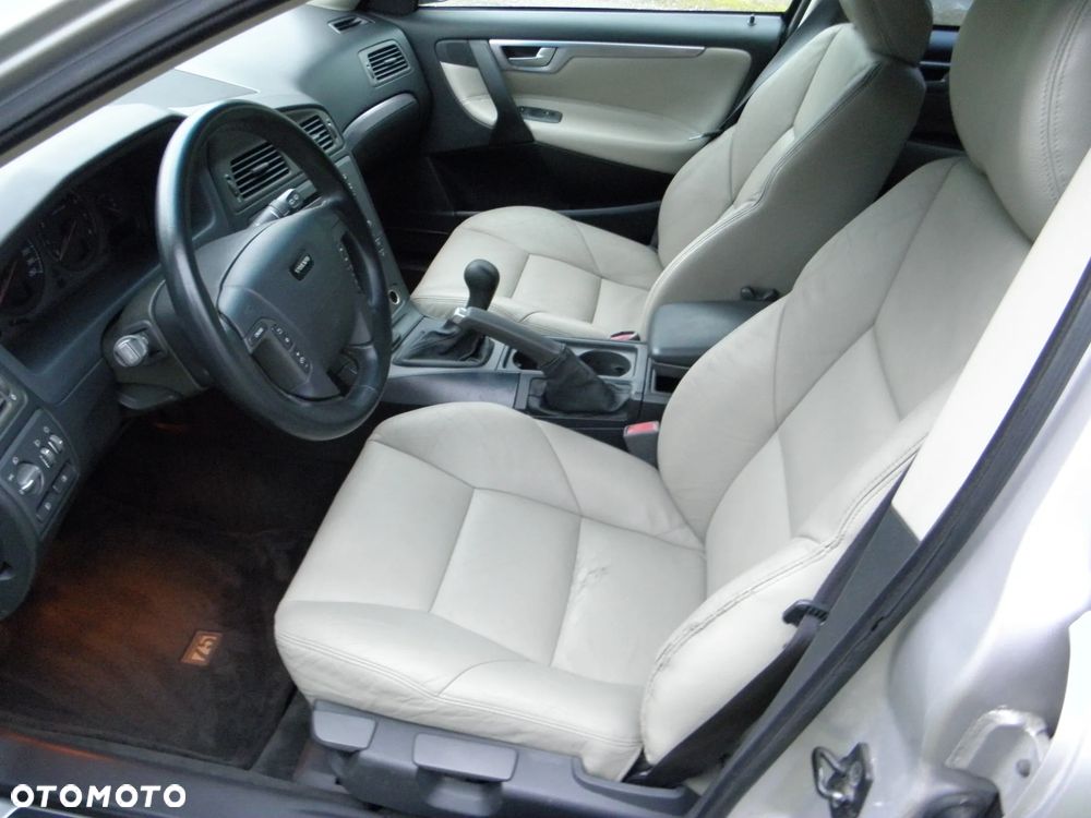 Volvo V70 - 29