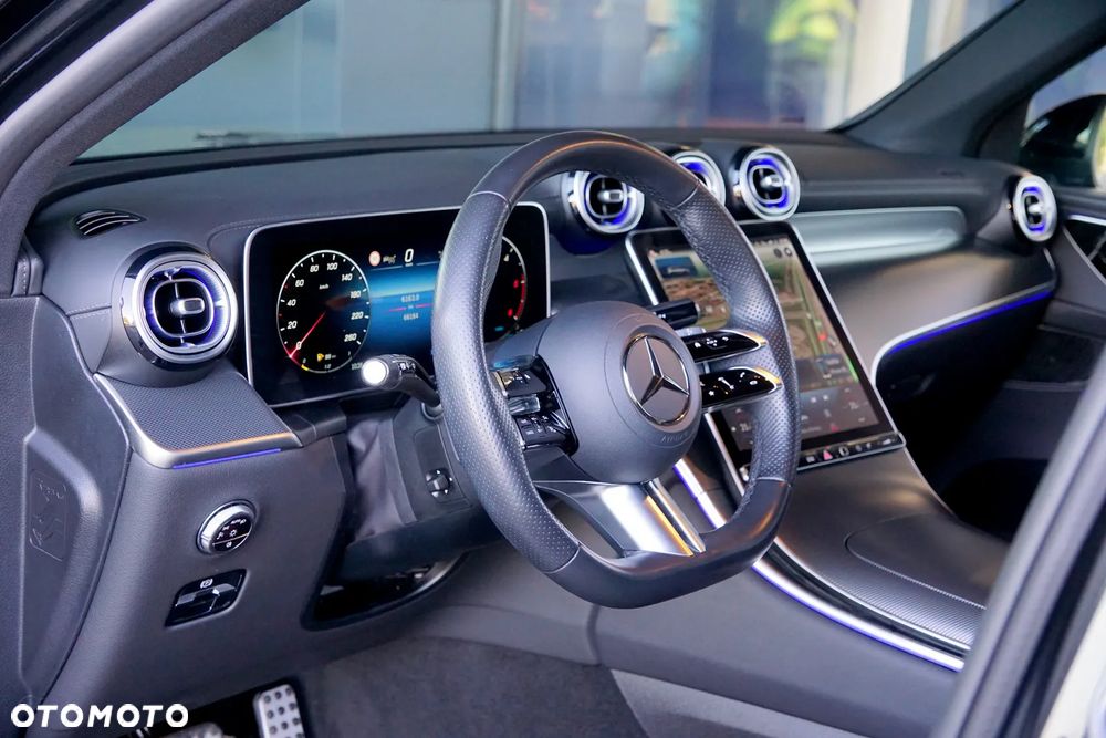 Mercedes-Benz GLC 300 d mHEV 4-Matic AMG Line - 18