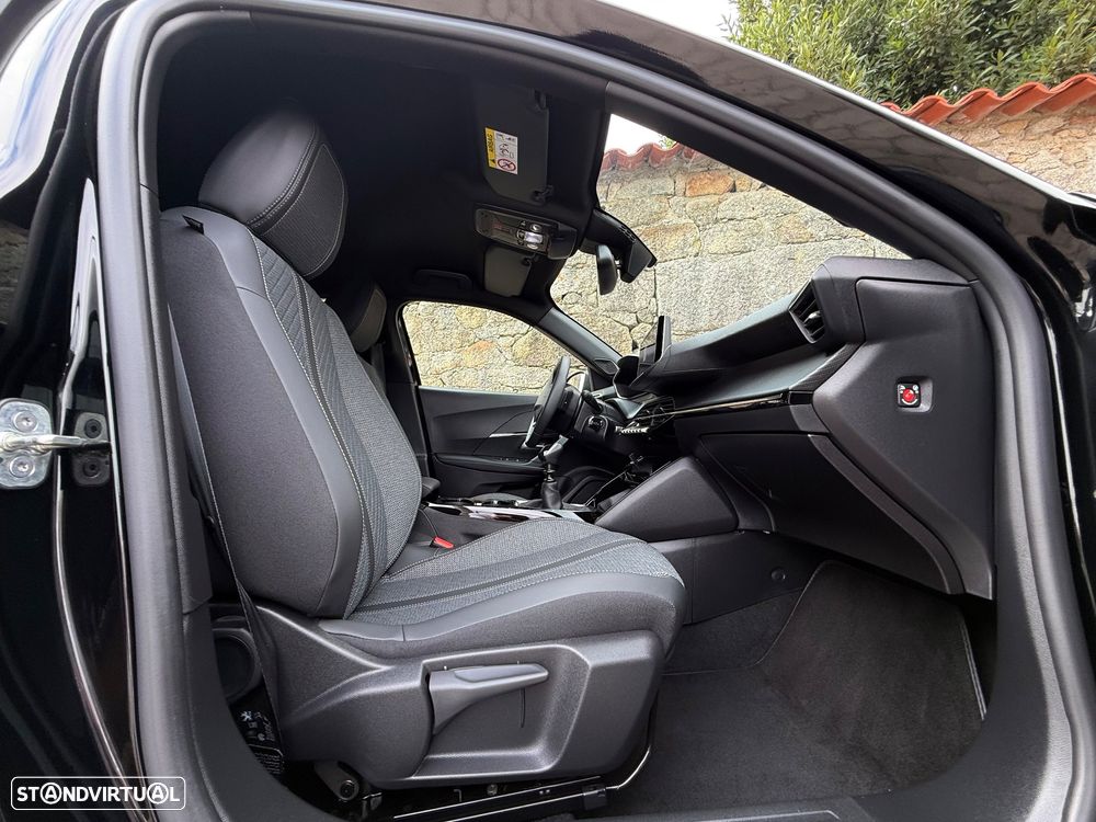 Peugeot 2008 1.2 PureTech Allure - 7