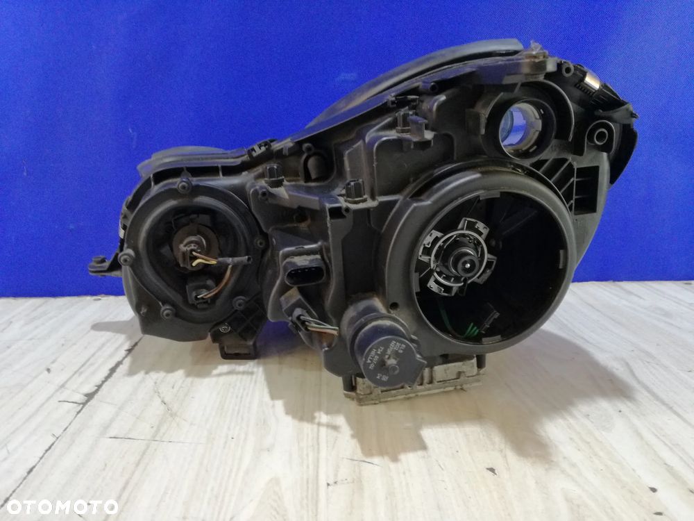 Mercedes E-Klasa W211 lampa reflektor przód prawa Bi-Xenon 2002/2006 - 2