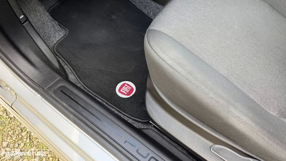 Fiat Punto 1.3 M-Jet Lounge Start&Stop - 27