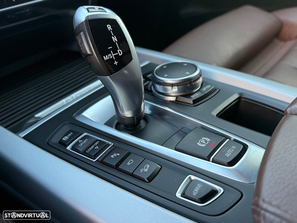 BMW X5 xDrive40e - 11