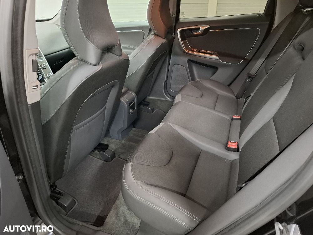 Volvo XC 60 D4 VEA Start-Stop Momentum - 14