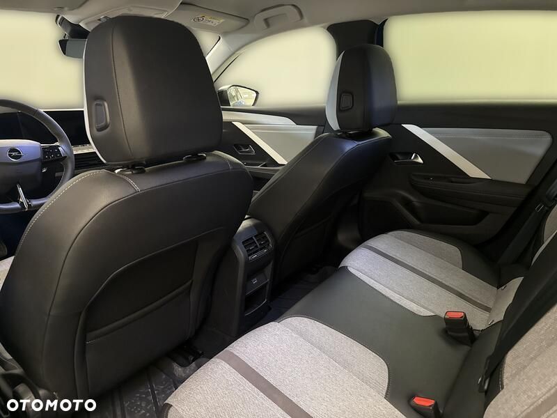 Opel Astra - 18
