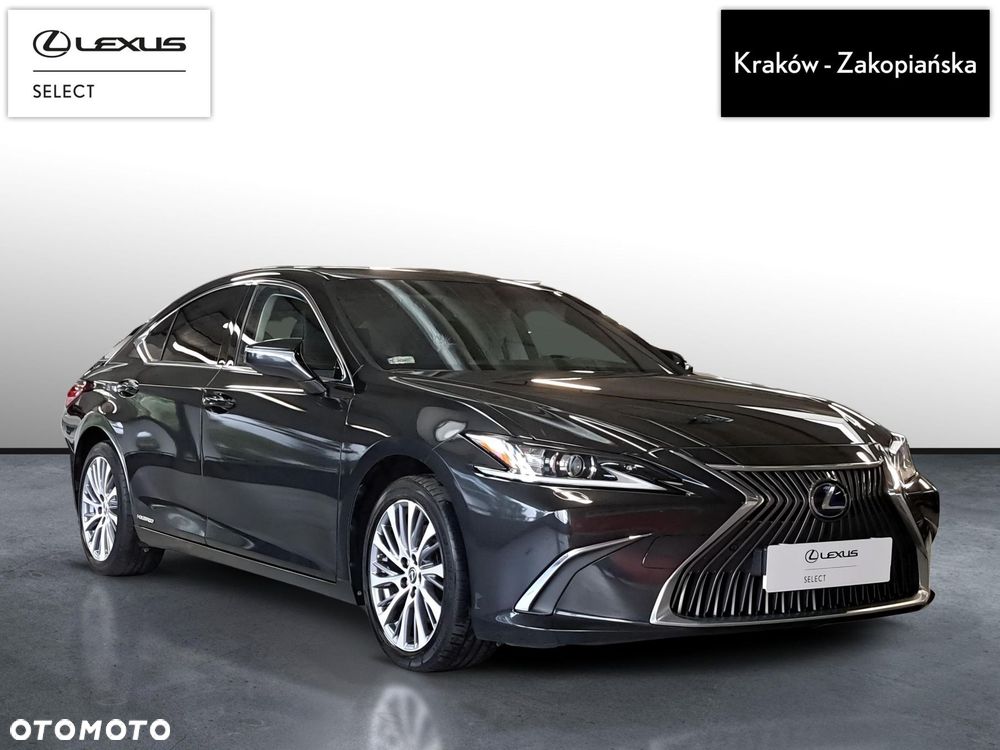 Lexus ES - 4