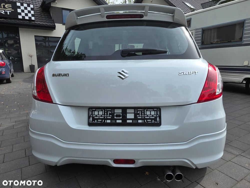 Suzuki Swift - 12