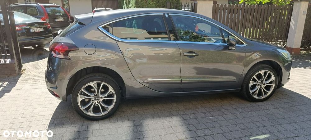 DS Automobiles DS 4 2015