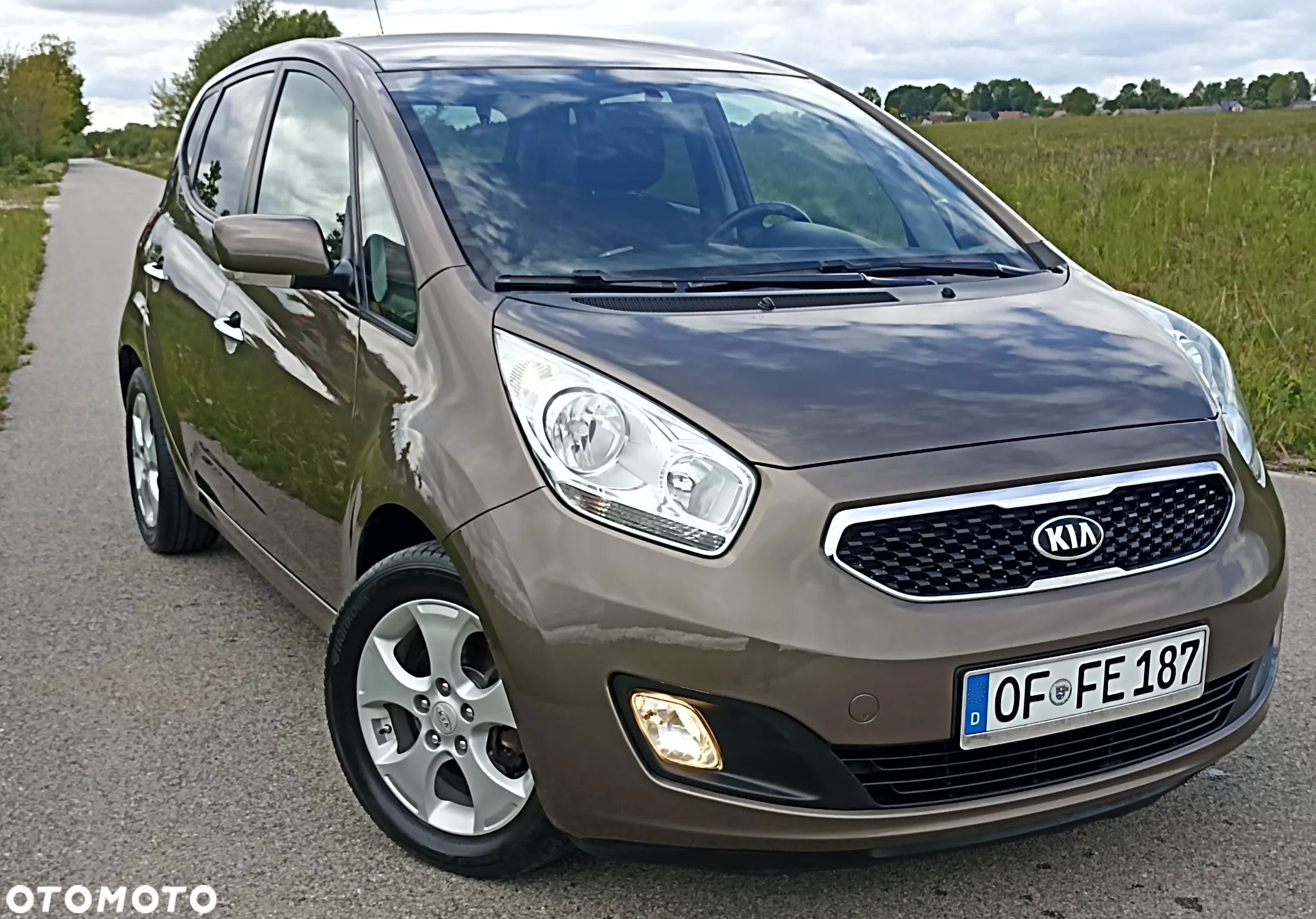 Kia Venga 1.6 CRDi 128 Titanium Collection - 1