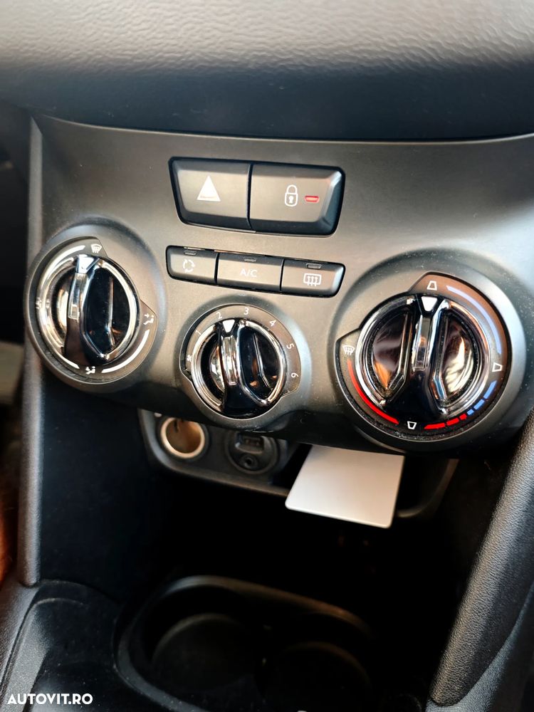 Peugeot 208 1.2 L PureTech Active - 15