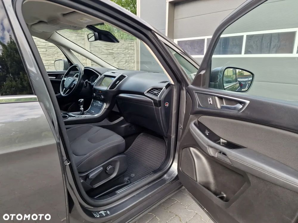 Ford S-Max 2.0 TDCi Titanium - 22
