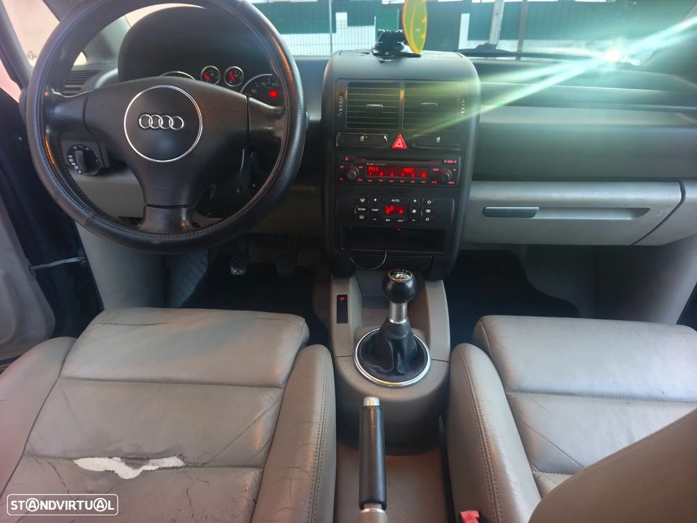 Audi A2 1.4 TDi Ambiente - 14