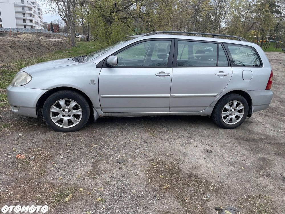 Toyota Corolla 2.0 D-4D Sol - 1