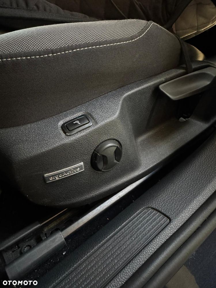 Volkswagen Golf 1.6 TDI BMT Highline - 7