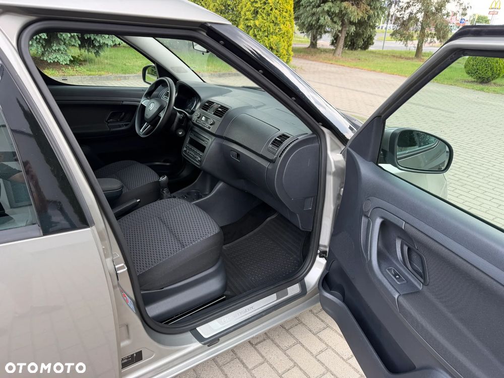 Skoda Roomster 1.4 16V Elegance - 28