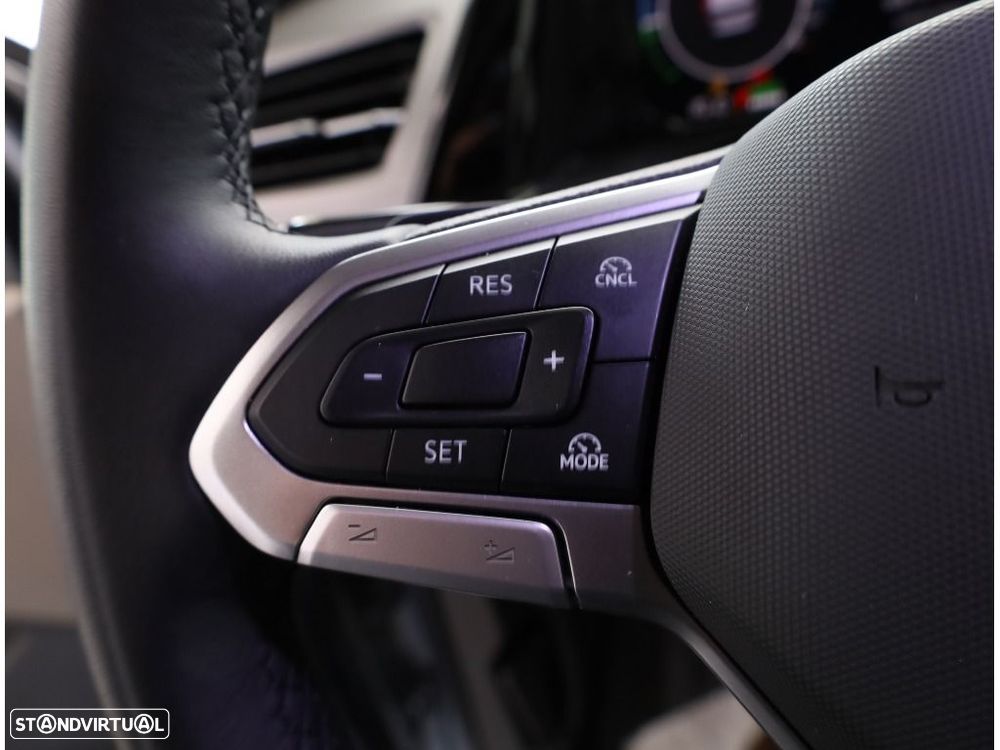 VW Multivan 1.5 TSI e-Hybrid Life DSG - 35