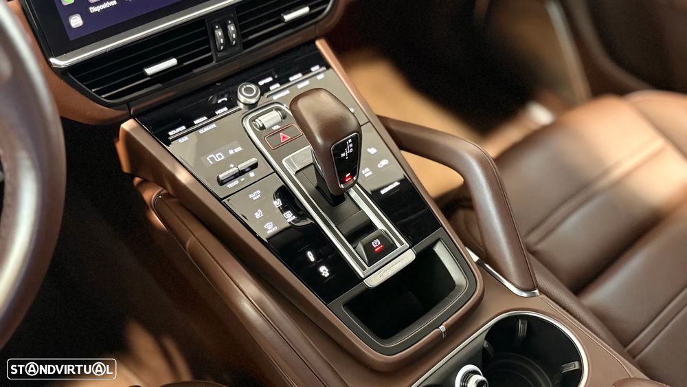 Porsche Cayenne Turbo S E-Hybrid - 35