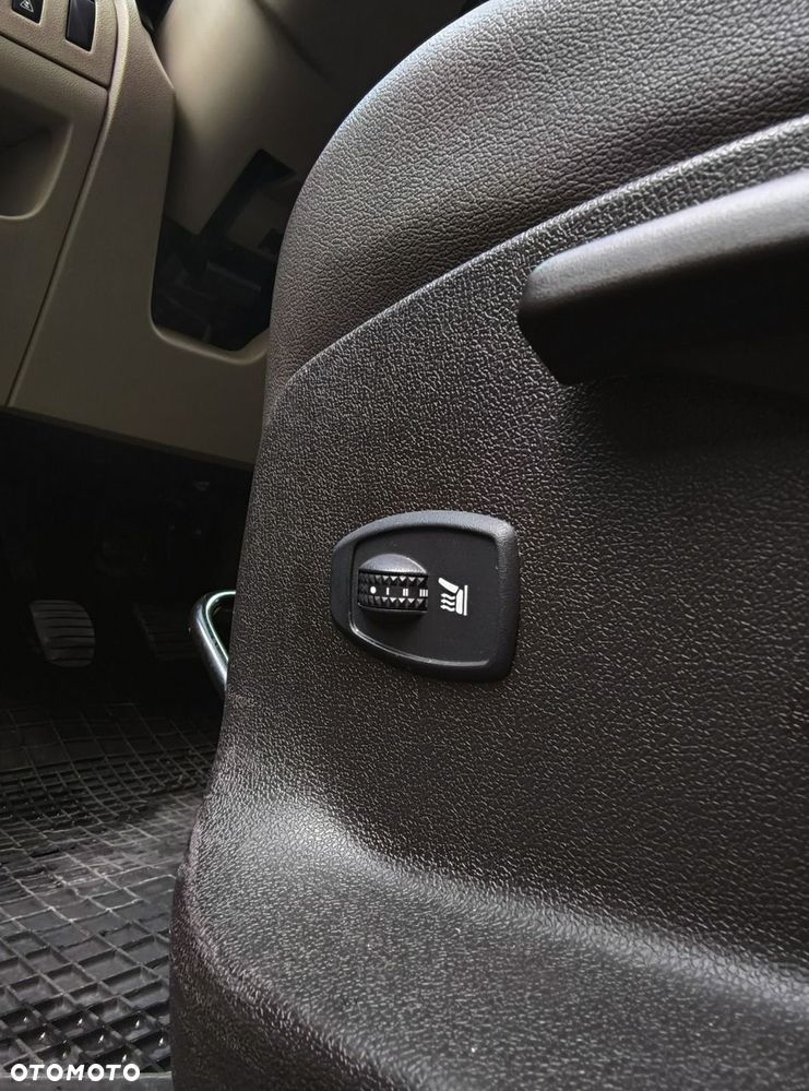 Renault Scenic dCi 160 FAP Dynamique - 28