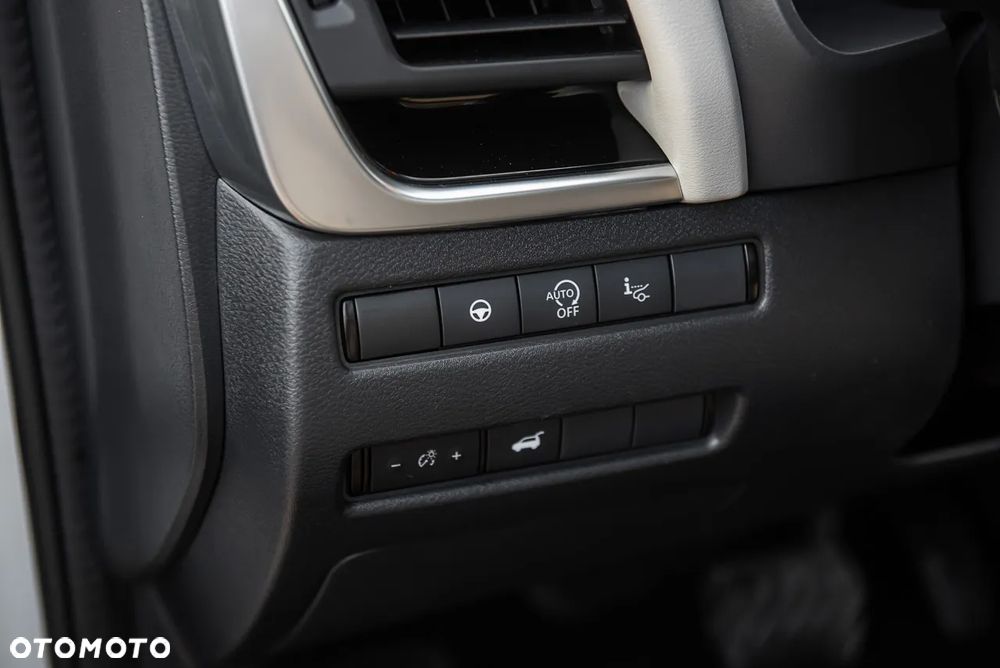 Nissan Qashqai 1.3 DIG-T 4x4 MHEV Xtronic Tekna+ - 17