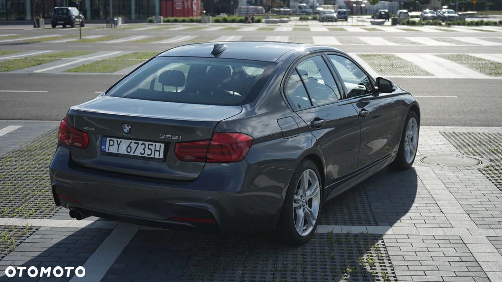 BMW Seria 3 - 10