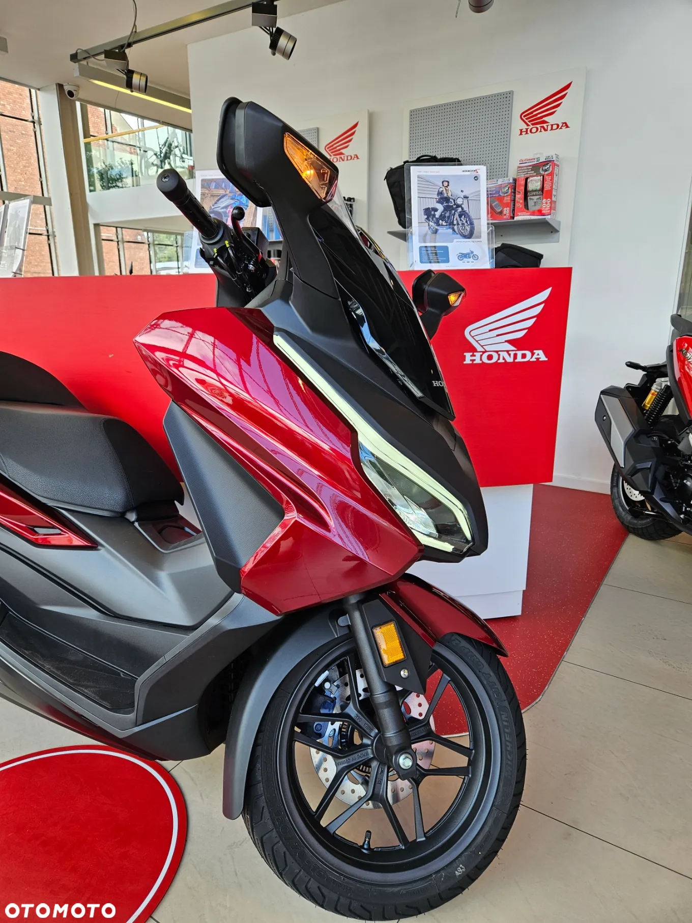 Honda NSS - 4