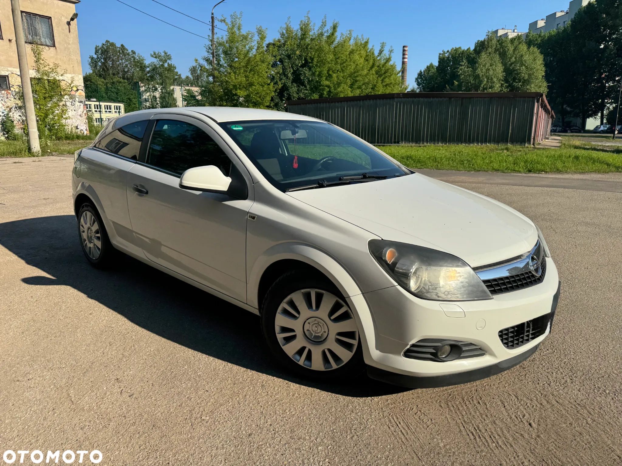 Opel Astra GTC 1.4 - 1