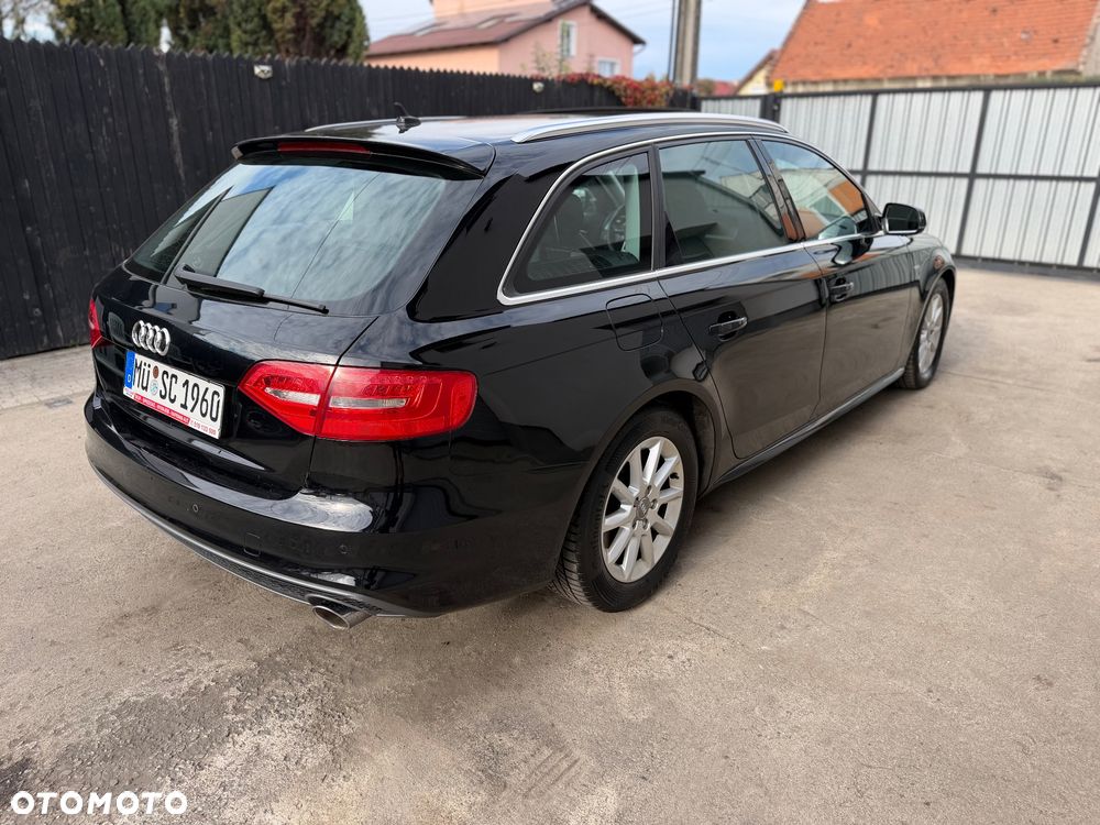 Audi A4 Avant - 6