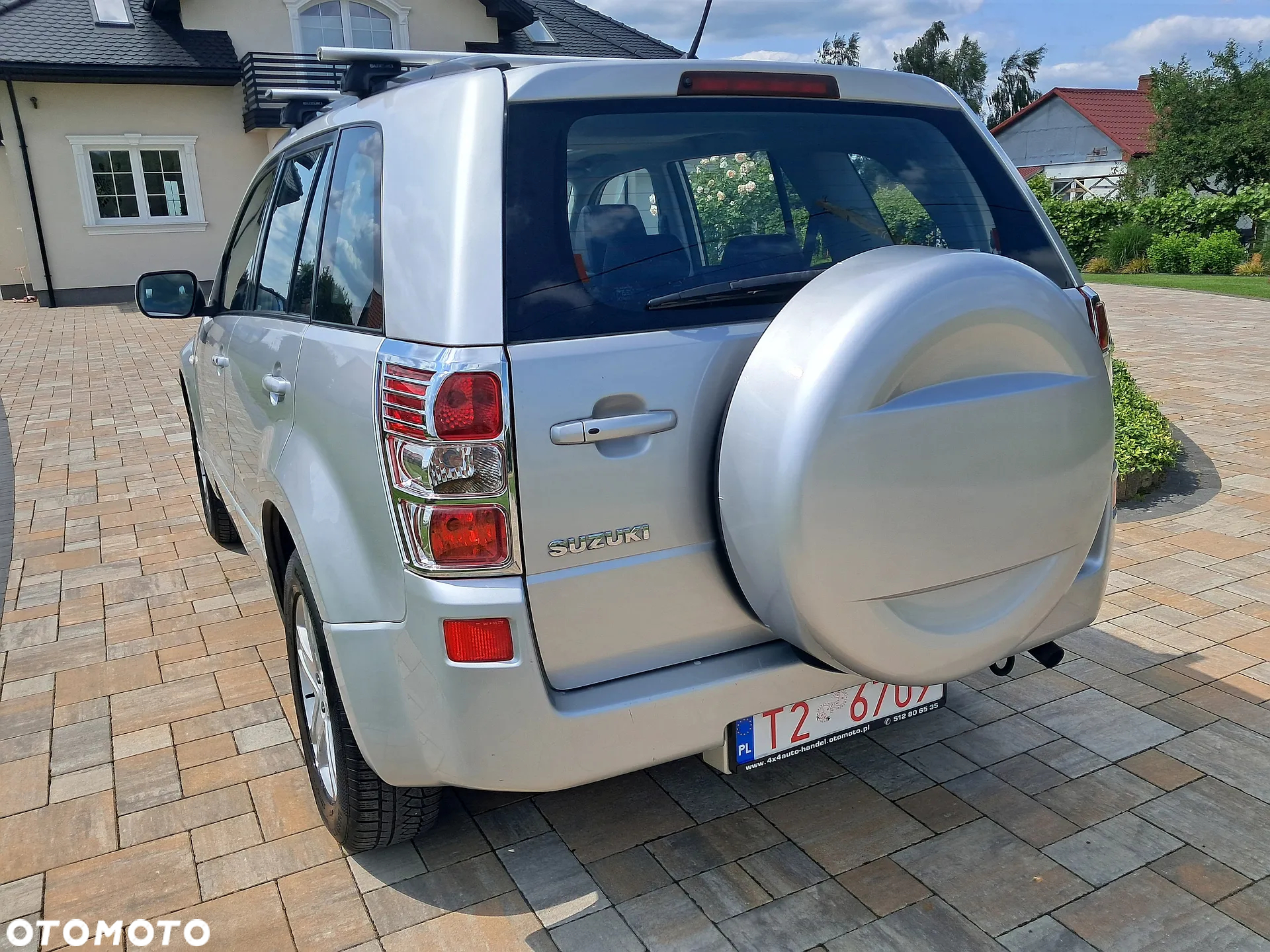 Suzuki Grand Vitara 2.0 De luxe - 8