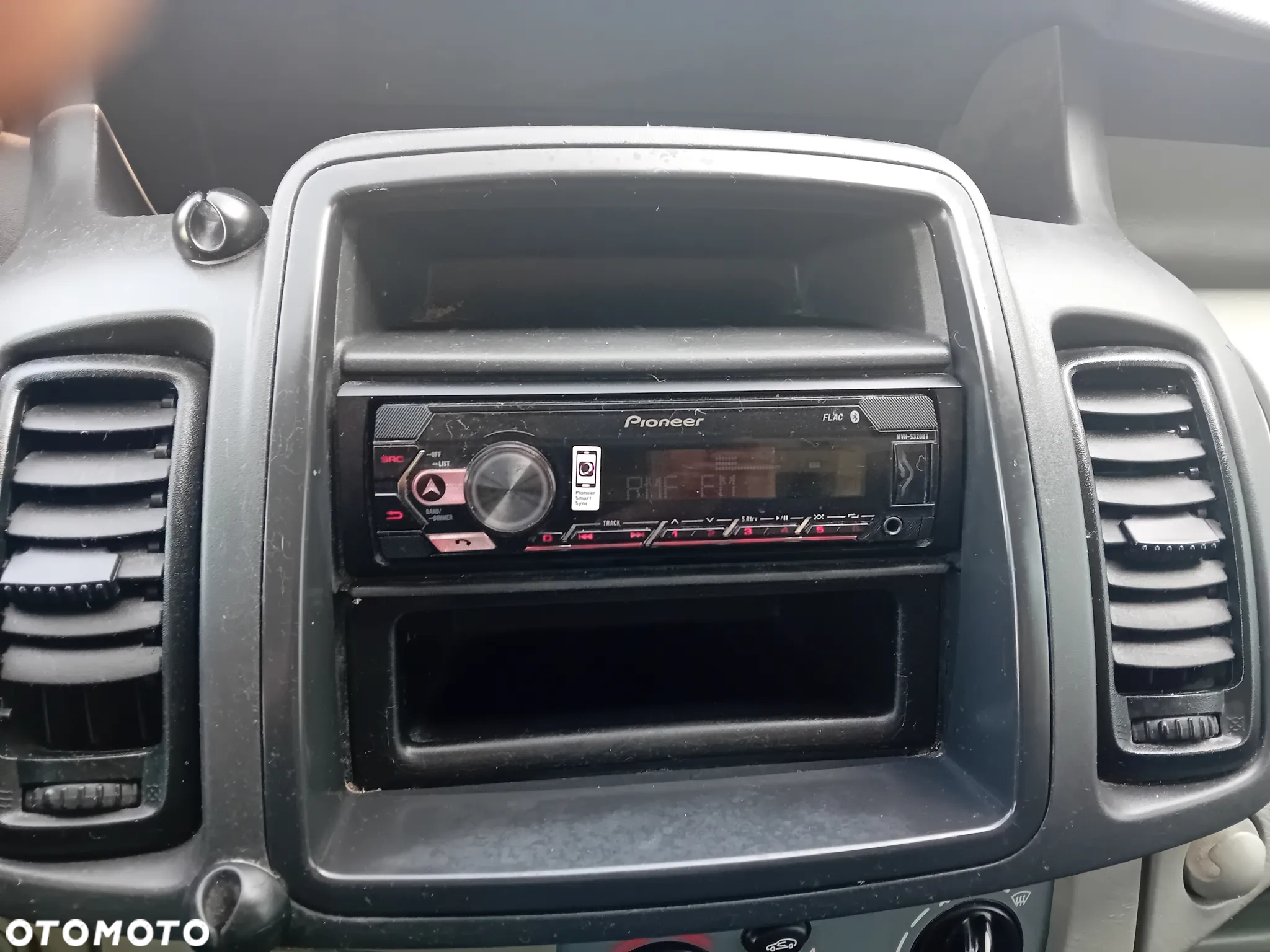 Opel Vivaro - 19