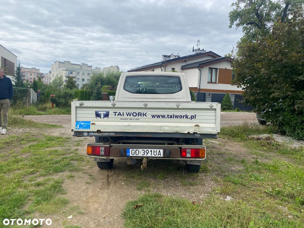 Volkswagen Transporter - 3