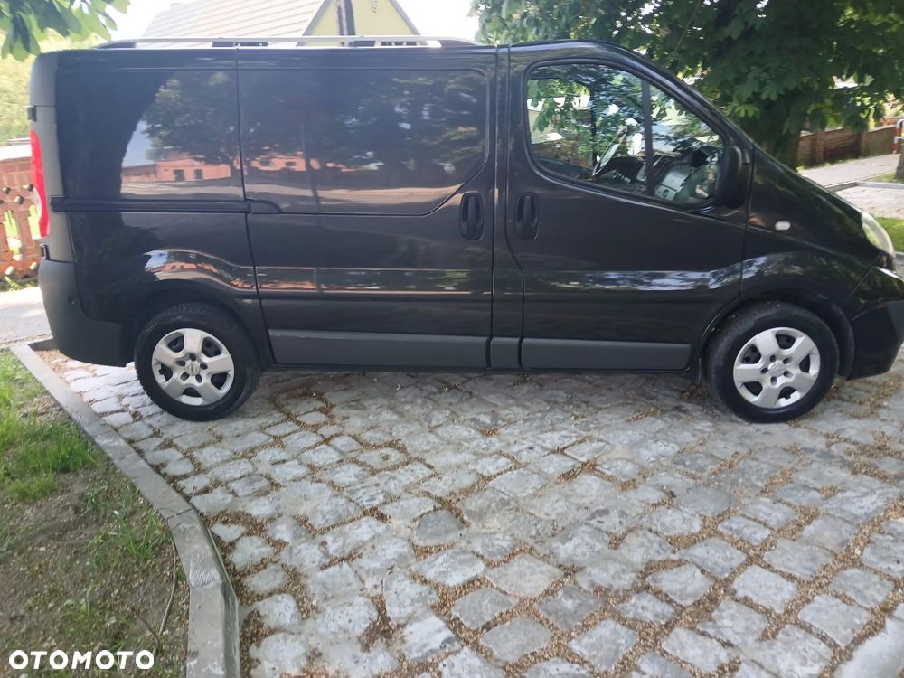 Opel VIVARO - 8