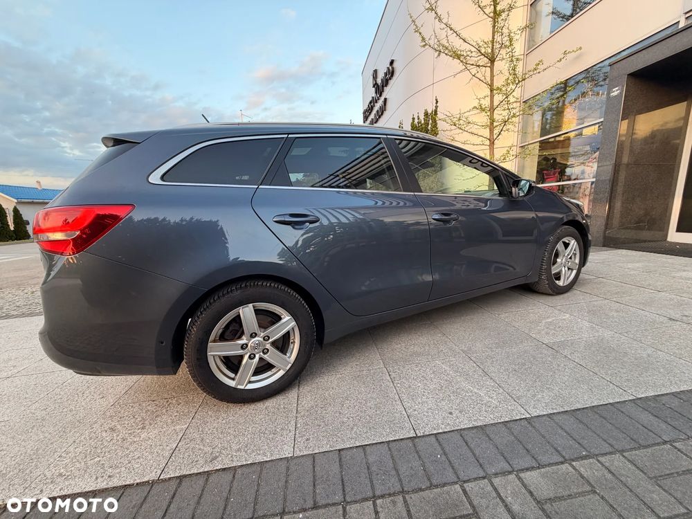 Kia Ceed 1.6 CRDi L - 6