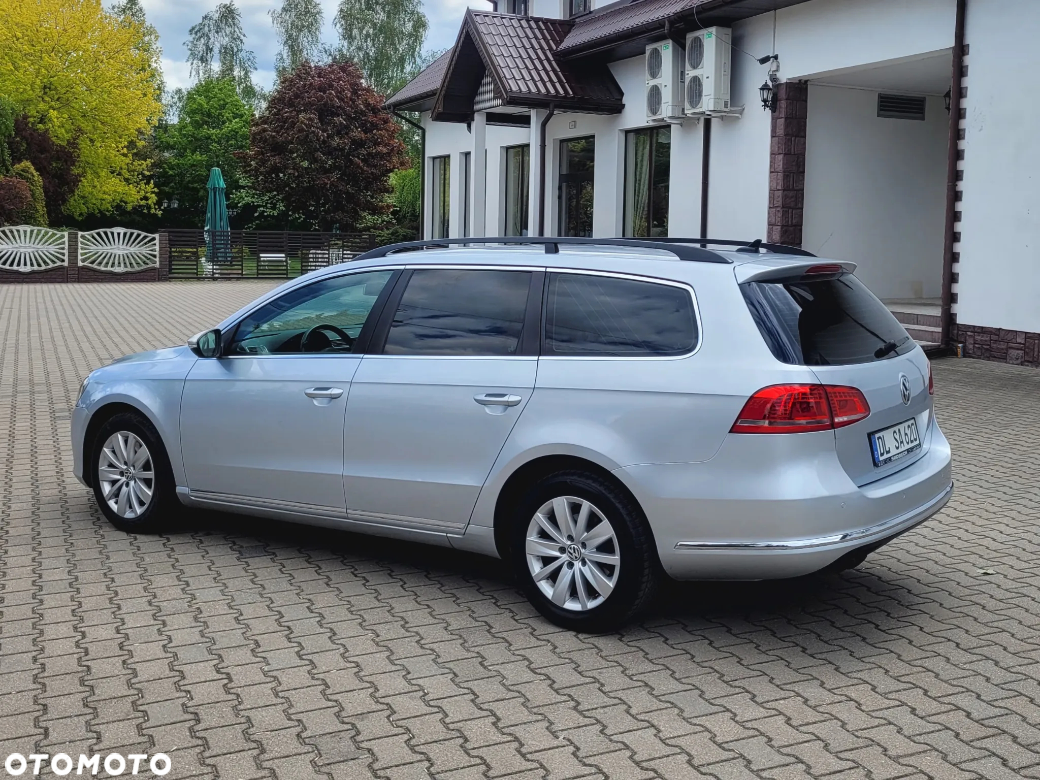 Volkswagen Passat 2.0 TDI Comfortline DSG - 8