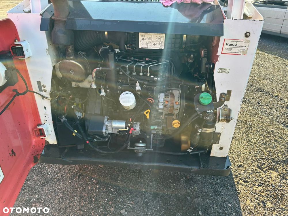 Bobcat T590 2014 ROK –ŁADOWARKA BURTOWA – HYDRAULIKA ZEWNĘTRZNA – ŁYŻKA - 9