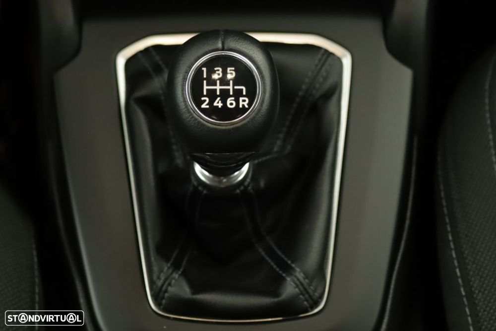 Ford Focus SW 1.0 EcoBoost MHEV Active - 14