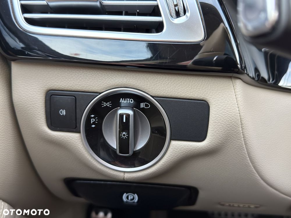 Mercedes-Benz CLS 250 (BlueTEC) d 9G-TRONIC - 26