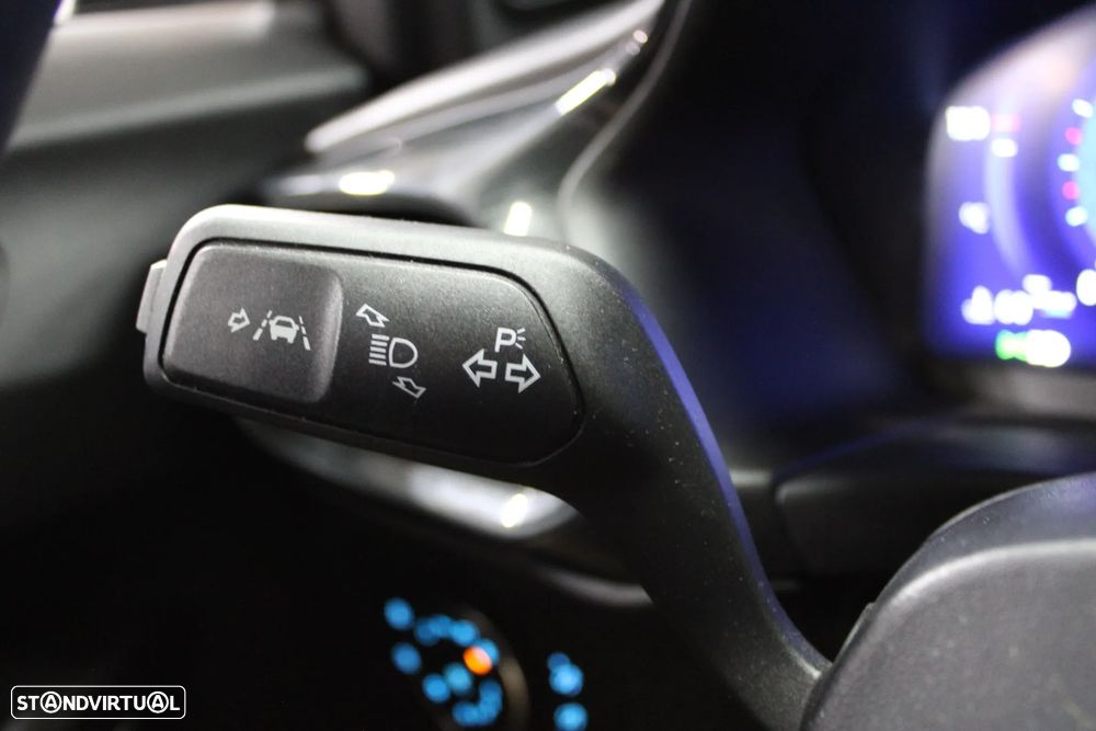 Ford Puma 1.0 EcoBoost MHEV ST-Line X Vivid Ruby Edition - 11