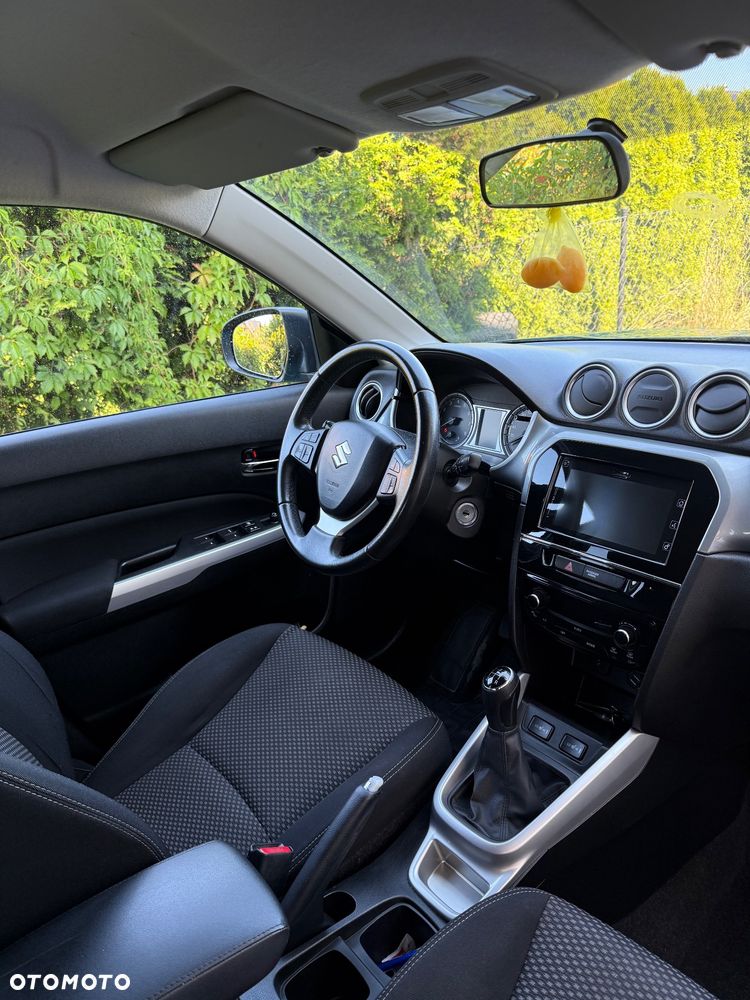 Suzuki Vitara 1.6 Premium 2WD - 8