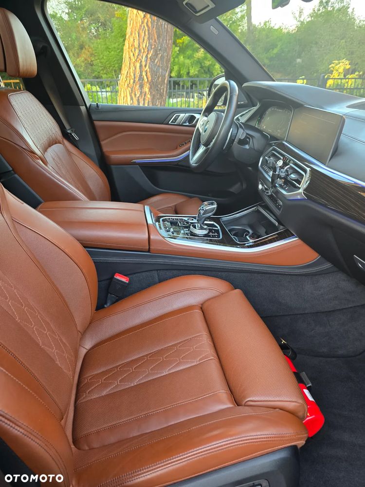 BMW X5 M M50d - 22