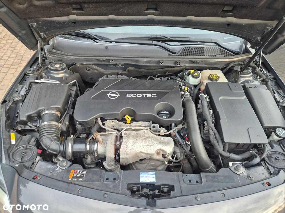 Opel Insignia CT 2.0 CDTI S&S - 24