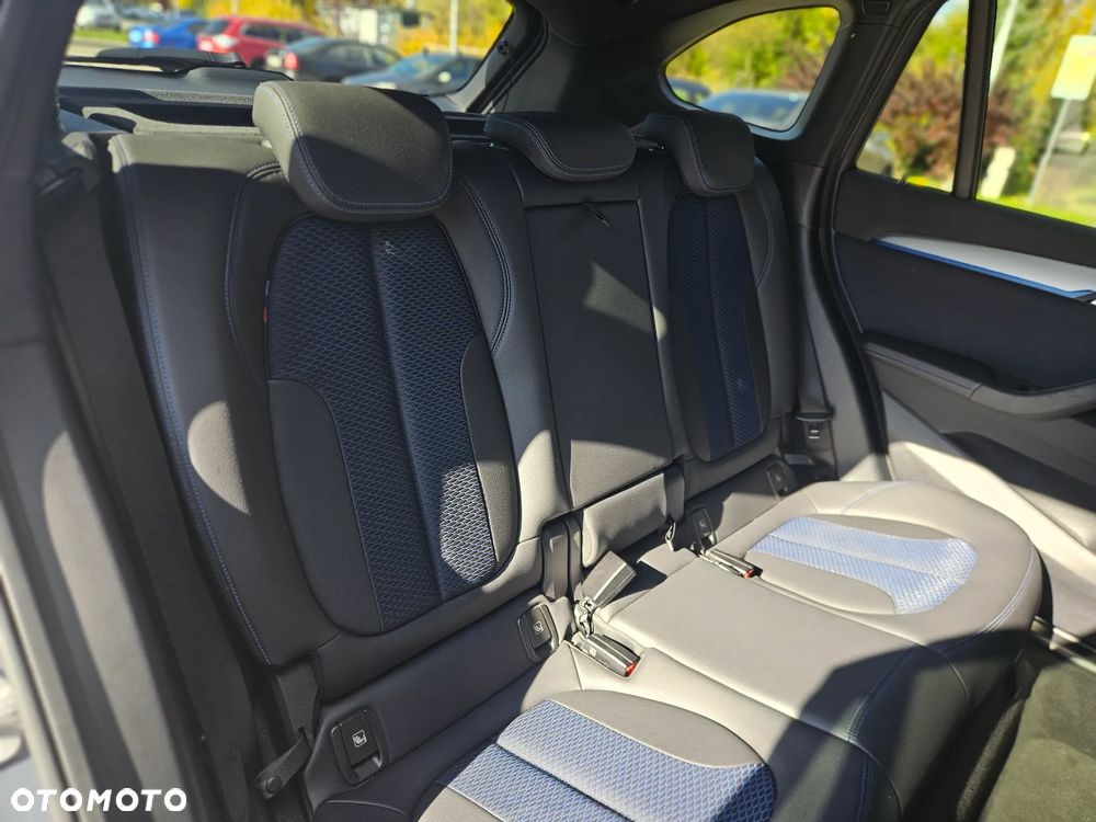 BMW X1 sDrive18i M Sport - 28