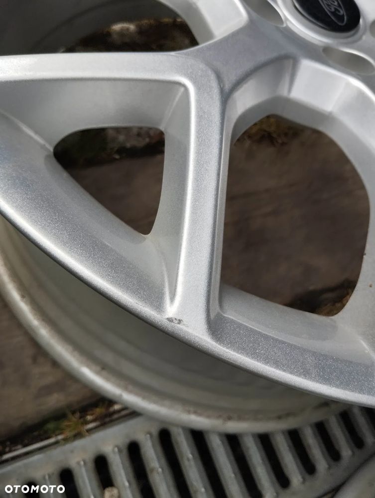 JAGUAR FORD 5X108 19 8,5J ET49 - 5