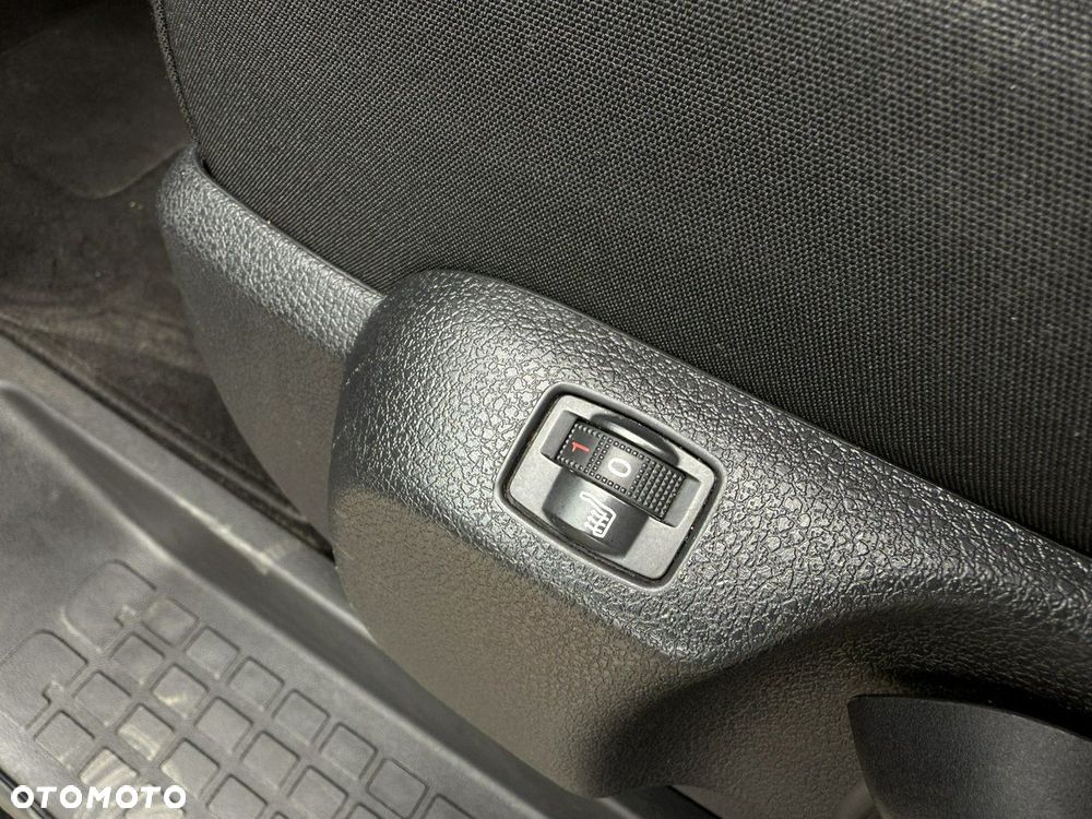 Peugeot Traveller 2.0 BlueHDi Compact Allure - 21