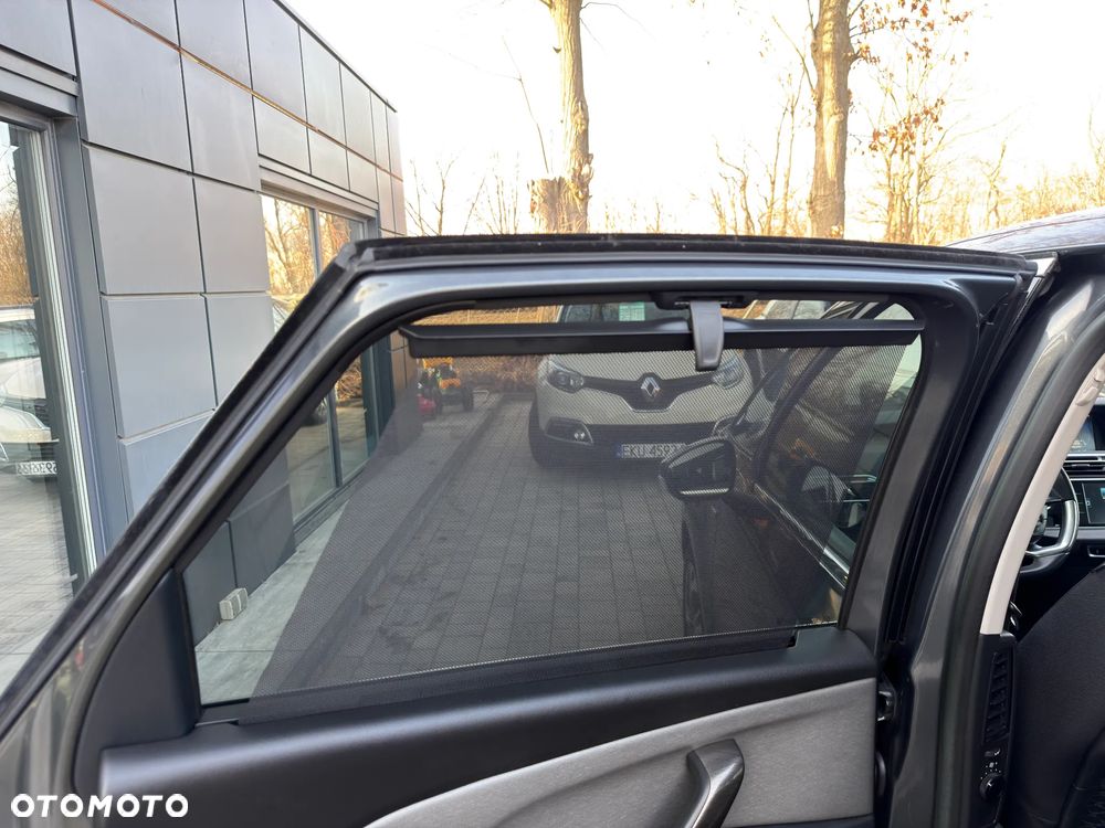 Citroën C4 Picasso 1.6 e-HDi FAP EGS6 Black Top - 28