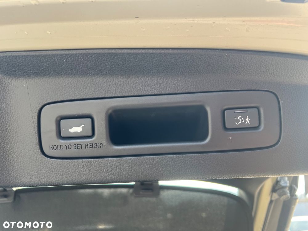 Honda HR-V 1.5 i-MMD Advance CVT - 24