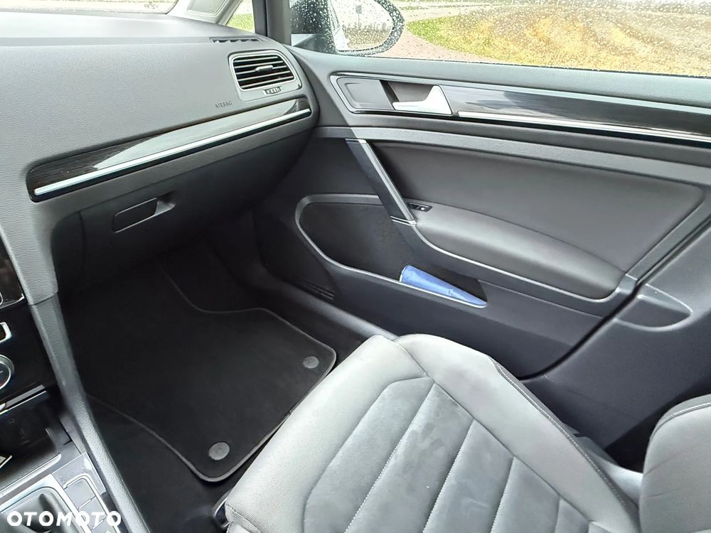 Volkswagen Golf VII 1.6 TDI BMT Highline DSG - 26