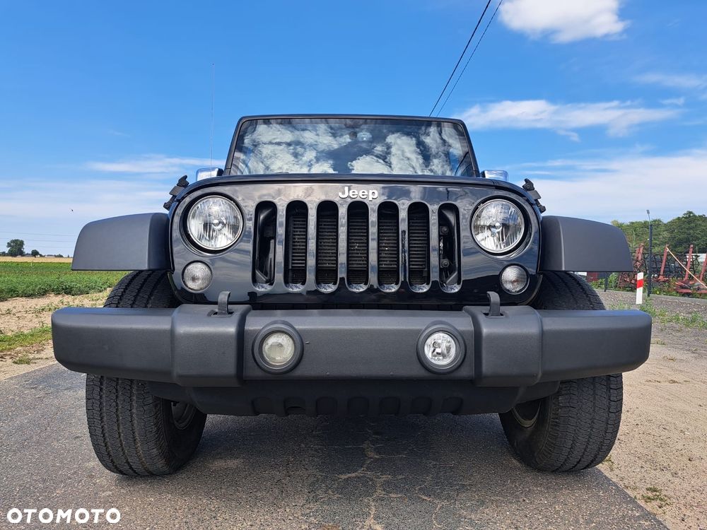 Jeep Wrangler - 6