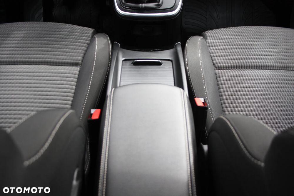 Renault Scenic ENERGY TCe 115 S&S Paris - 16