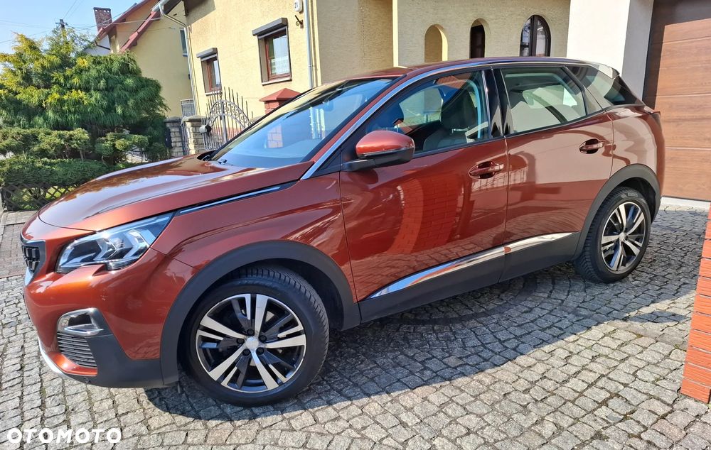 Peugeot 3008 1.5 BlueHDi Allure S&S - 4