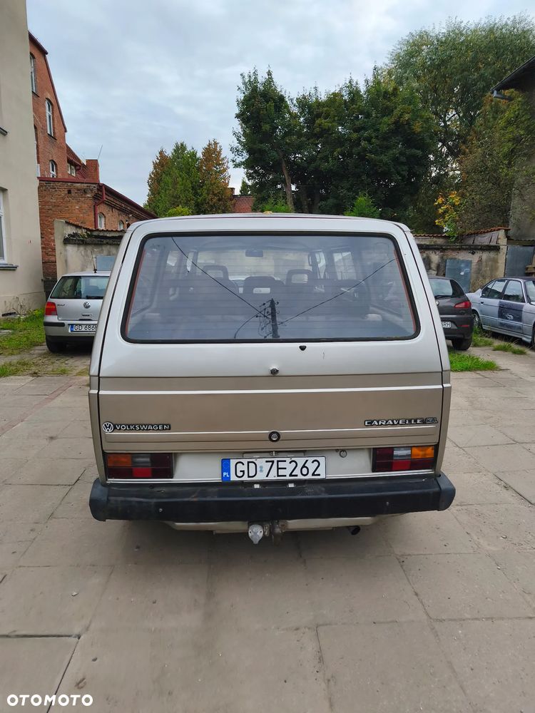 Volkswagen Transporter - 4